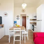 Apartmanhotel Fameda House Agnone Bagni